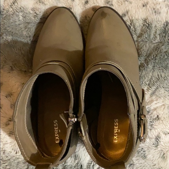 Express Booties - Picture 3 of 4